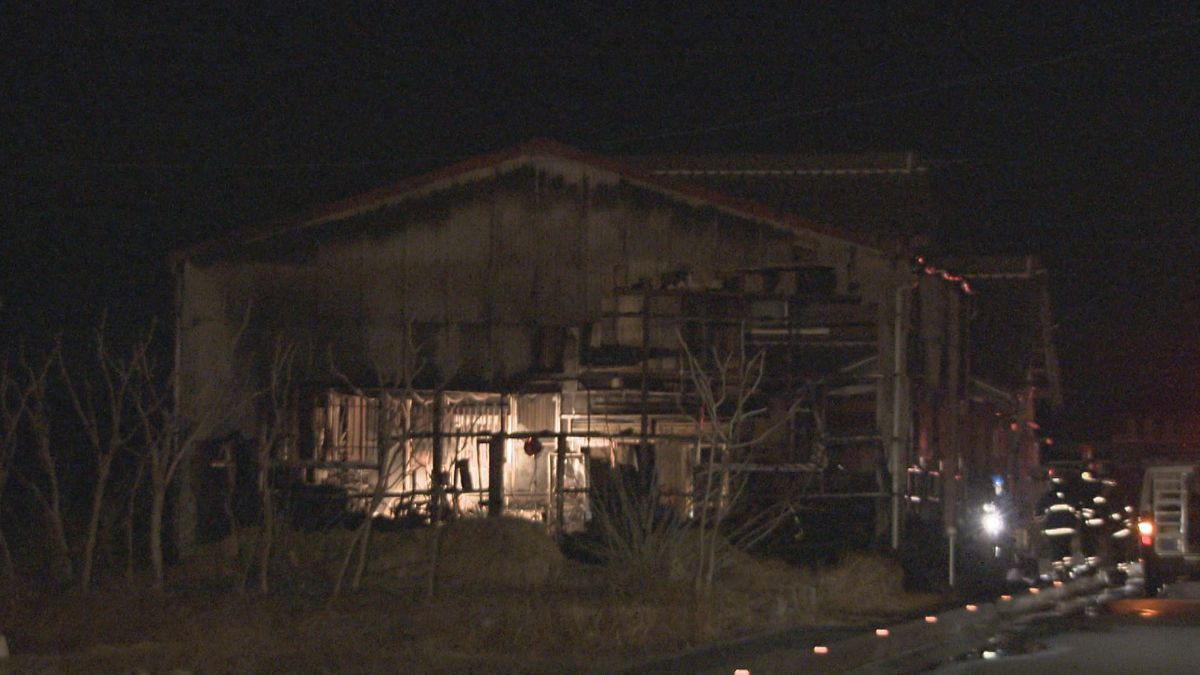 作業場が全焼する火事 焼け跡から1人の遺体 91歳の男性か 愛知・一宮市