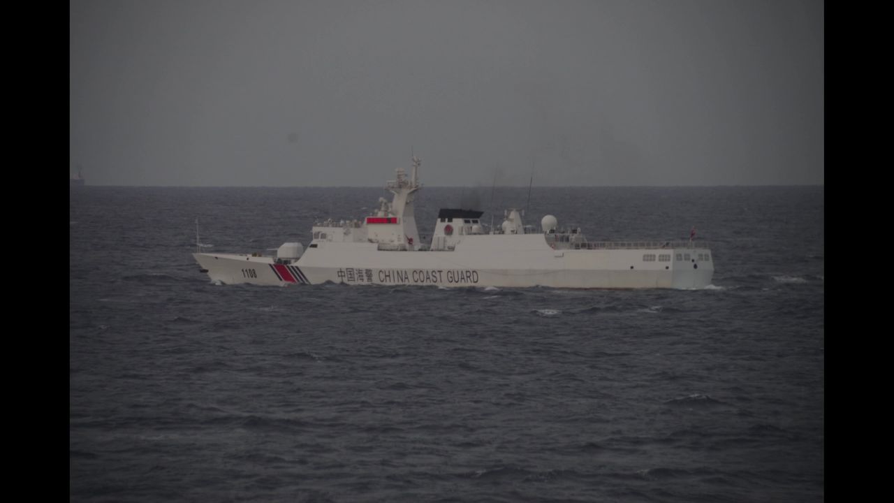 中国海警局の船2隻が領海侵入 接続水域には軍艦改修の船も｜日テレNEWS NNN