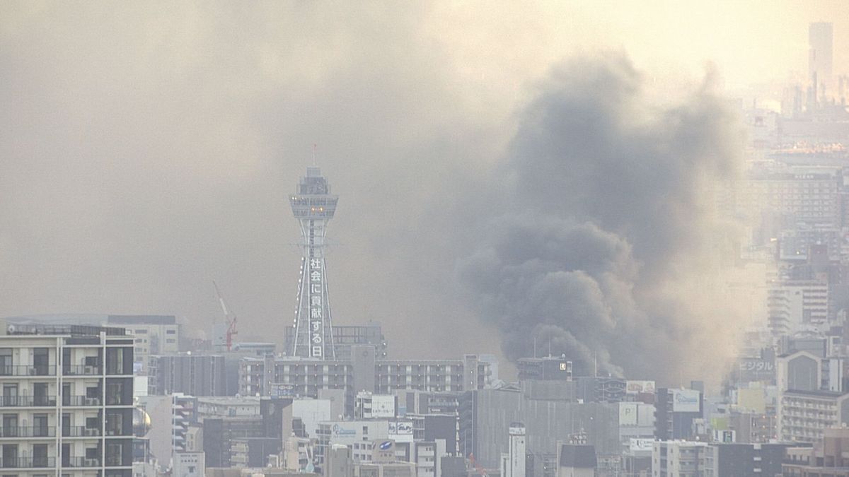 【速報】通天閣付近の商店街で火事　500㎡焼損、男性1人ケガ　消防車41台とヘリが消火活動中