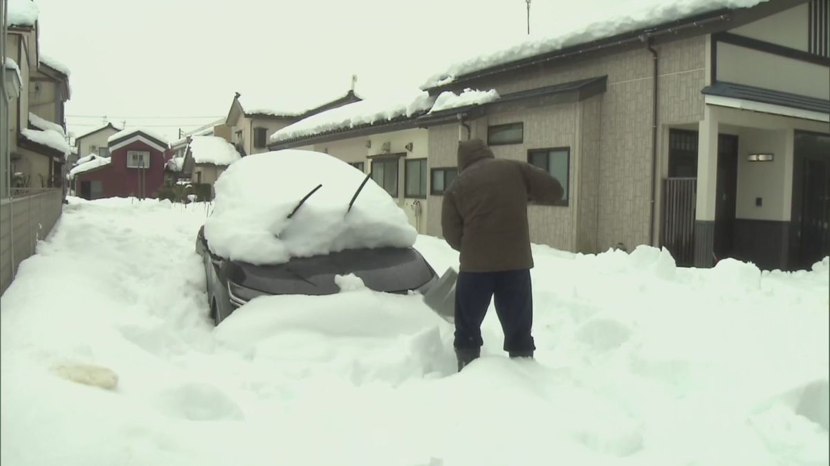 今季最強寒波　5日夕方から6日にかけて平地も含め警報級　24時間降雪予想は最大で平地70センチ、山沿い100センチ　　8日頃まで大雪か　《新潟》