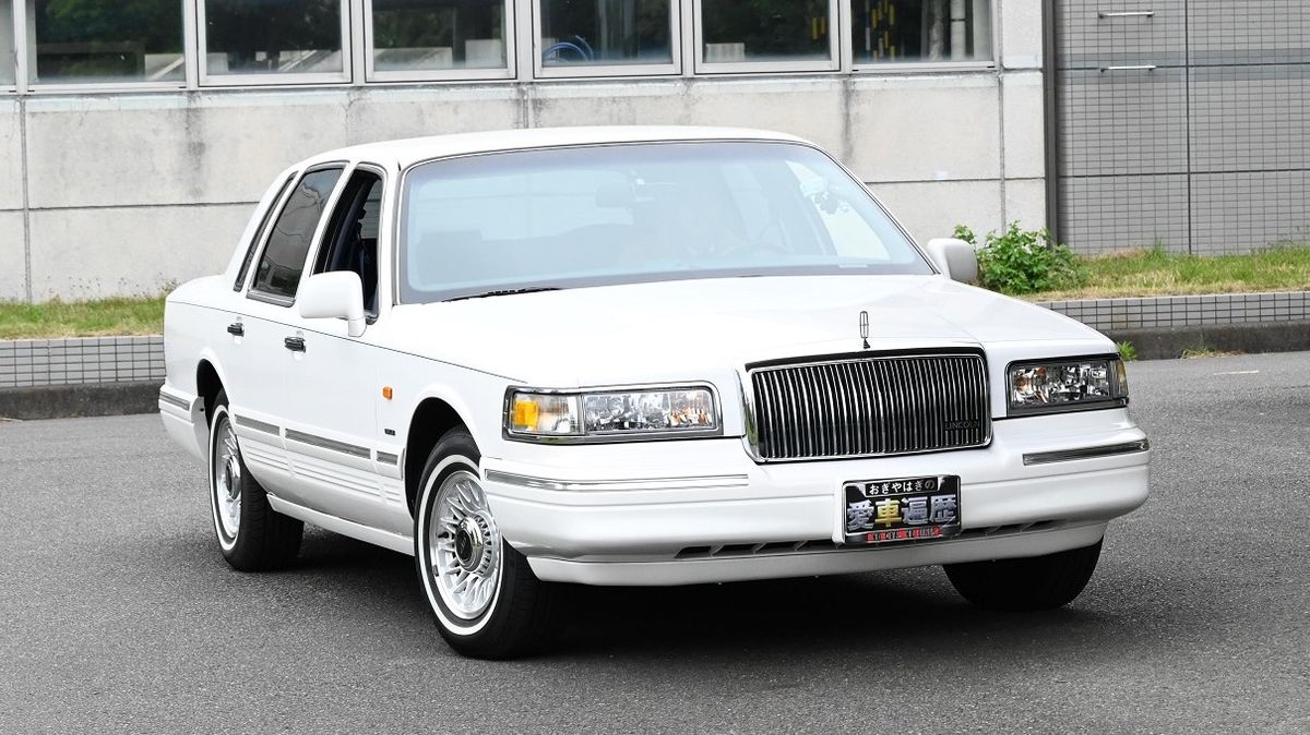 江本孟紀さんの参議院議員時代の愛車『リンカーン　タウンカー』