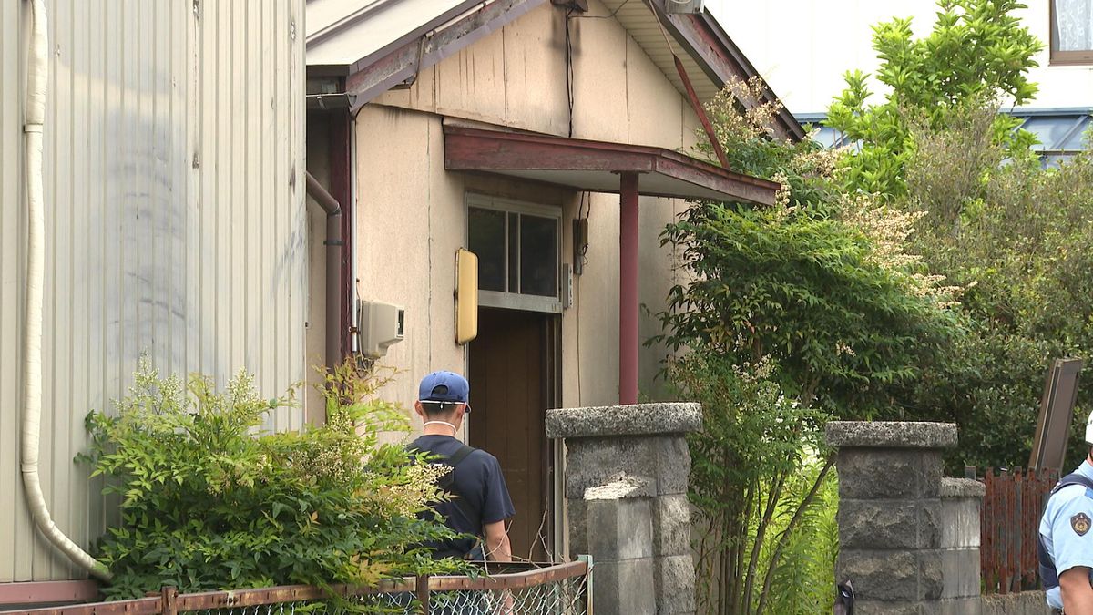 富山市の自宅に放火疑いで５１歳男逮捕