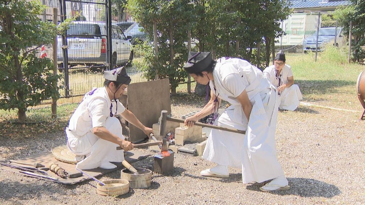 金山神社で刀匠が伝統の技を披露　小学生が刀鍛冶体験　名古屋・熱田区　