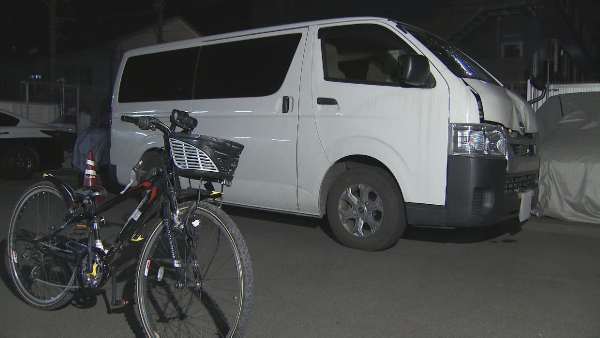 自転車に乗っていた小学生が車にはねられ意識不明の重体　約30メートル飛ばされたか　愛知・愛西市