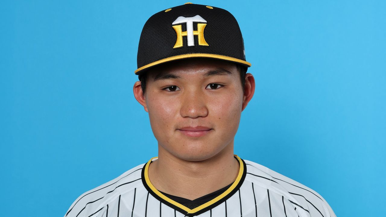 HOT新作登場新品 森下翔太 1 Family with Tigers2023 ユニフォーム 応援グッズ