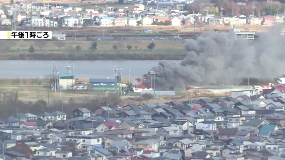 炎と黒煙…秋田市の会社事務所で火事　けが人なし