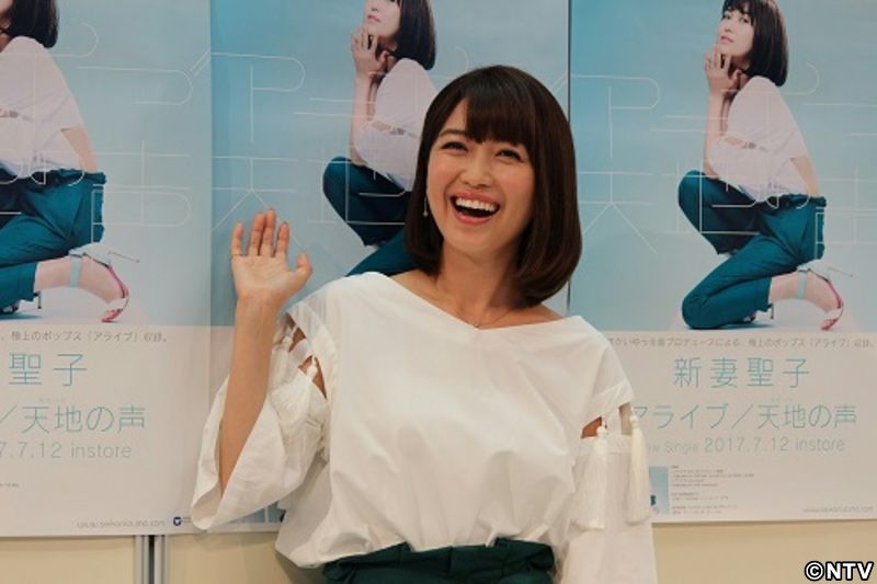 新妻聖子、一発ギャグのような“新妻”に…