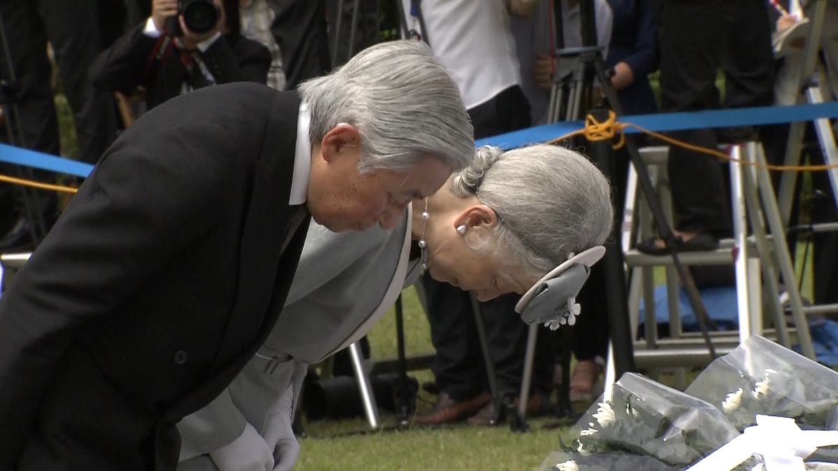 両陛下　フィリピンで日本人戦没者を慰霊