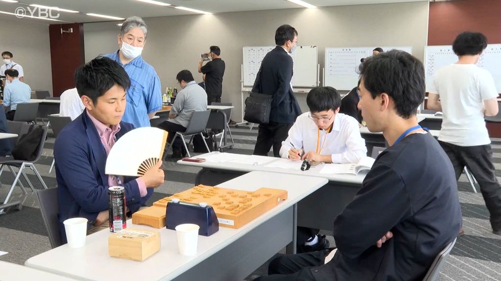 盤上の熱戦・山形市で「東北六県将棋大会」開幕