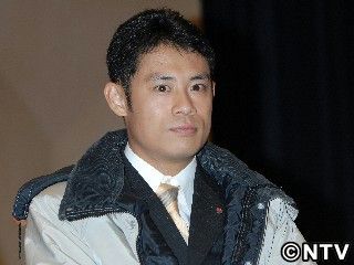 伊藤淳史、一般女性と結婚「あっという間に惹かれました」