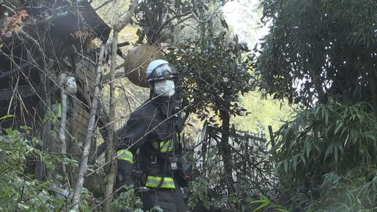 ｢建物から火が…黒煙も｣霧島市で住宅１棟全焼１人死亡 88歳男性か