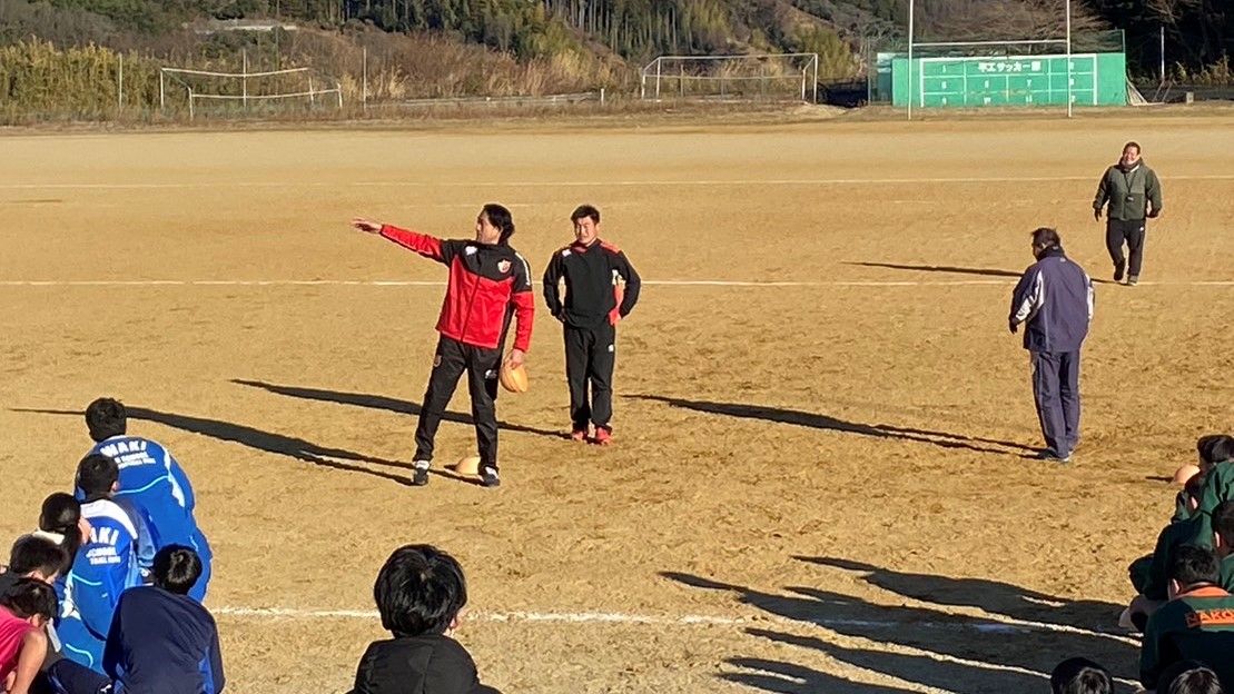 福島県いわき市で地元の高校ラグビー部合同練習をドリームコーチングで訪れた大野均さん