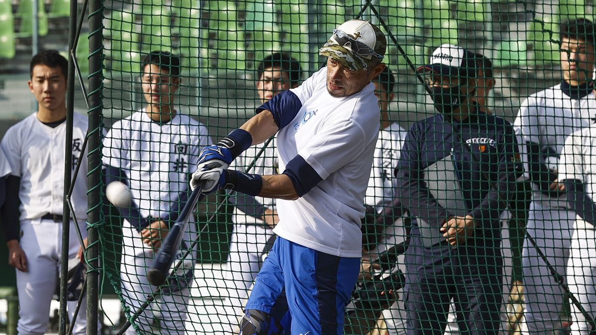 巨人・浅野翔吾　米殿堂入りの“師匠”イチローに刺激「憧れる選手になれるように」