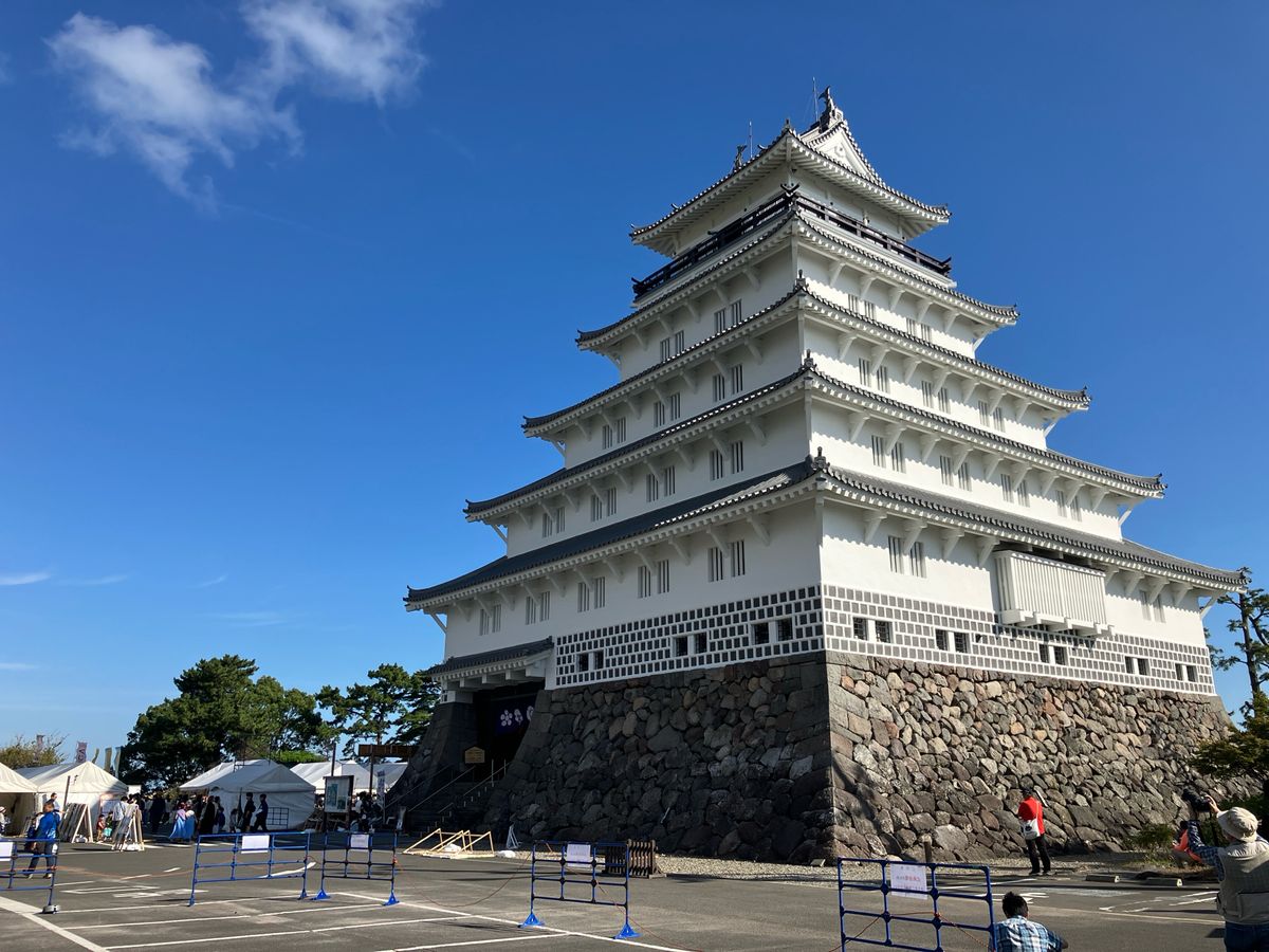 「ブルーインパルス」展示飛行へ 島原城築城400年を記念 国道などで交通渋滞始まる《長崎》