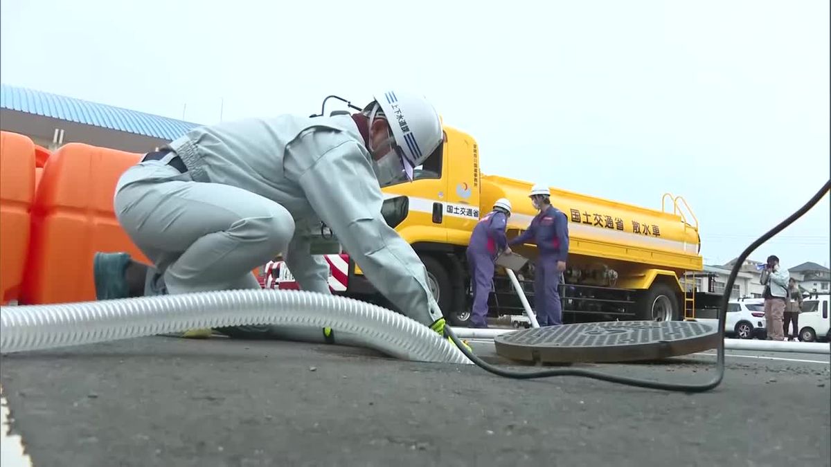 地震による大規模断水や避難生活を想定　小林市と宮崎河川国道事務所とＷＡＳＨハウスの合同訓練