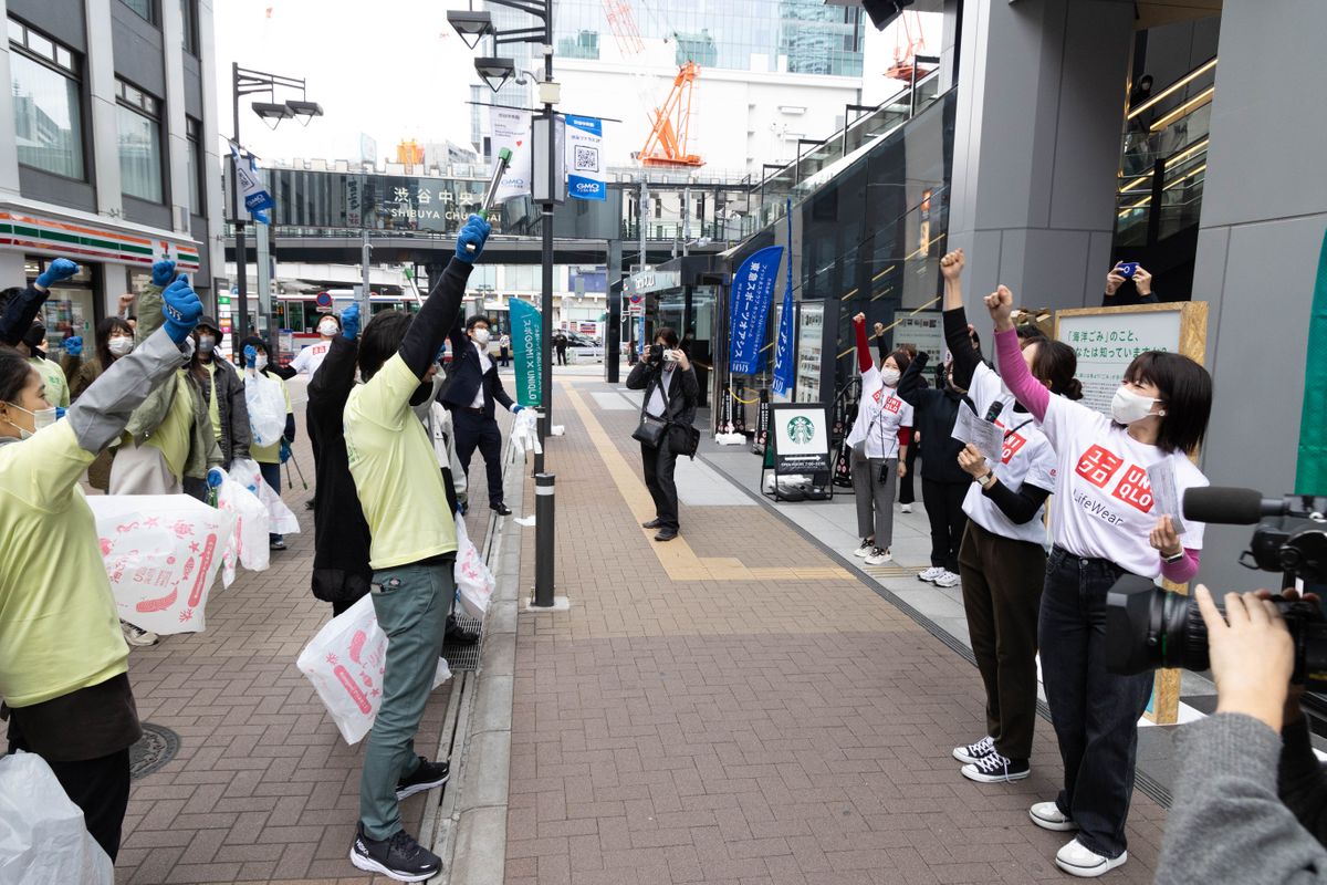 「ゴミ拾いはスポーツだ」を合い言葉に渋谷で行われたスポGOMI（主催者提供写真）