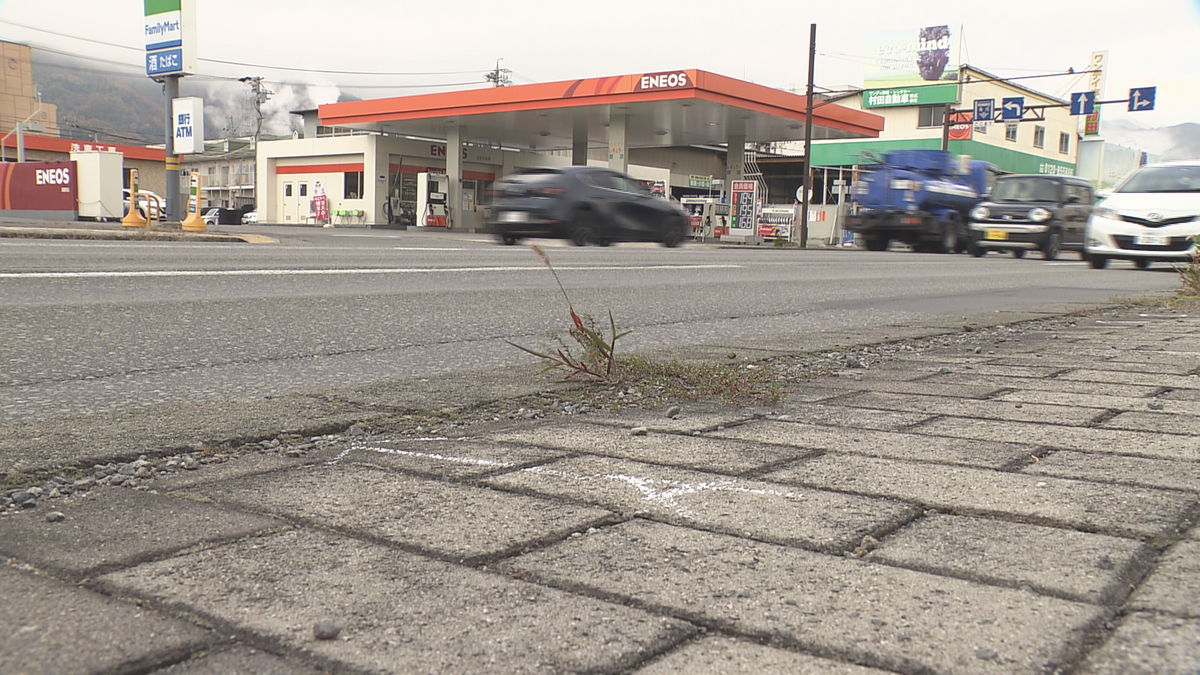 長野市中御所の国道　道路を渡っていた80代の女性車にはねられ死亡　