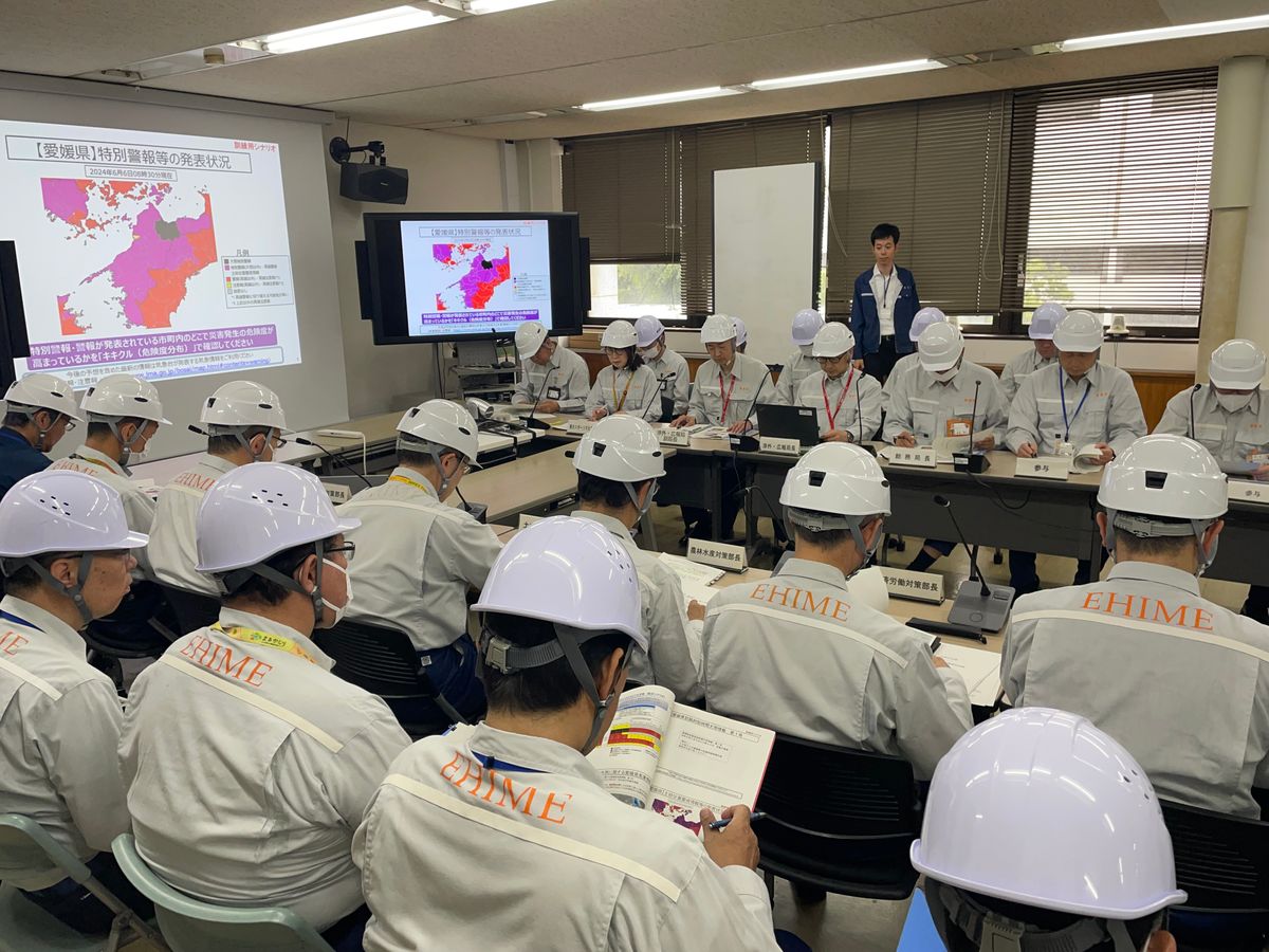 出水期を前に 豪雨と地震の“複合災害”を想定 県庁で初動対応訓練