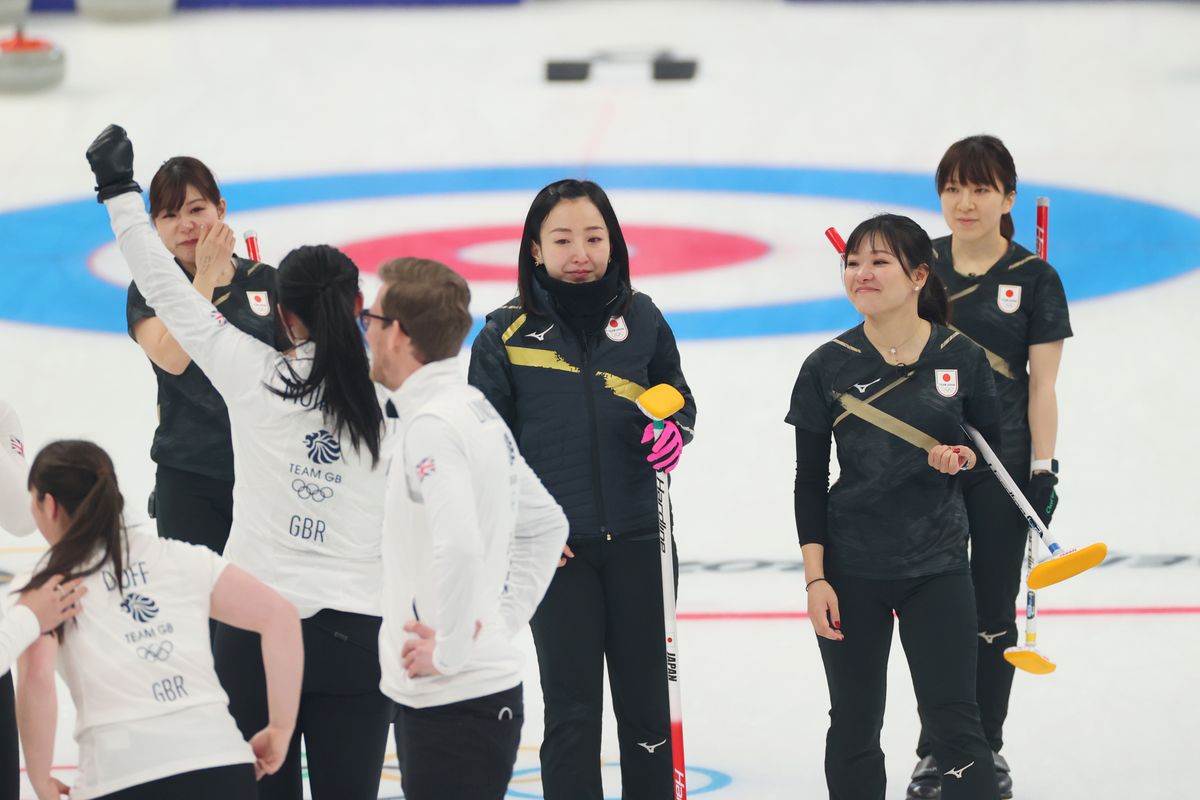 「北京オリンピックの華でした」カーリング女子日本「崖っぷちからの銀メダルはお見事」称賛の声相次ぐ