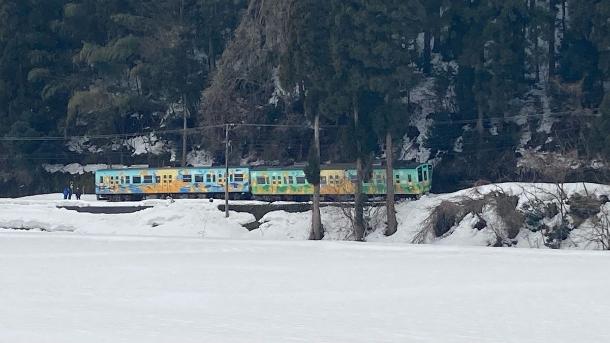 【速報】落石と衝突　えちぜん鉄道　勝山永平寺線　運転見合わせ