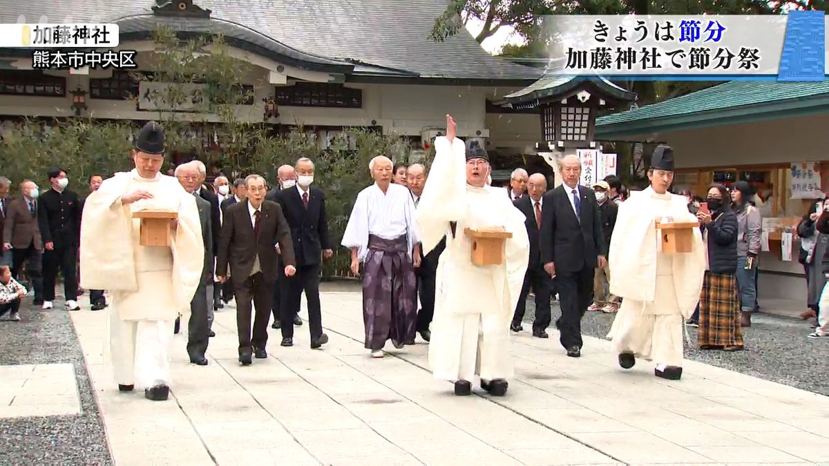 熊本市の加藤神社で節分祭 ｢厄除け虎くぐり｣も