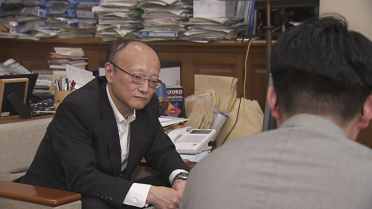 日本テレビの単独インタビューを受ける財務省の神田眞人・前財務官（7月30日）