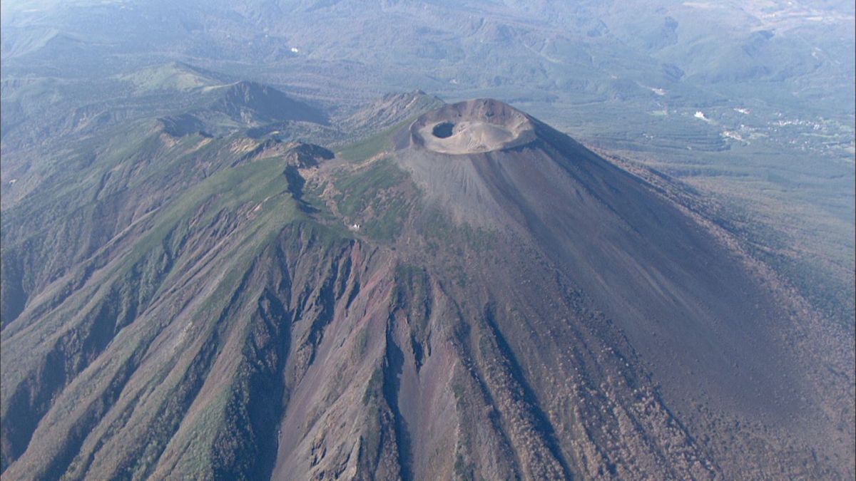 【岩手山】噴火警戒レベル「2」（火口周辺規制）に引き上げ入山禁止に　大地獄谷付近で山体膨張を観測　　　