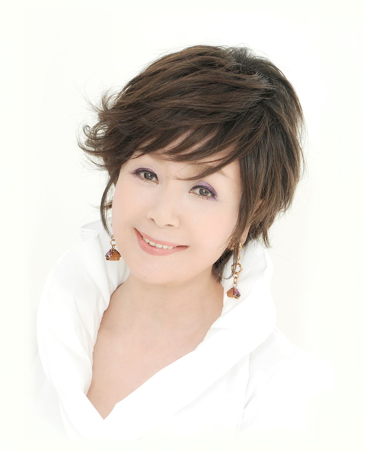歌手・園まりさん死去 80歳　急性心不全のため　国民的アイドル『三人娘』で人気博す