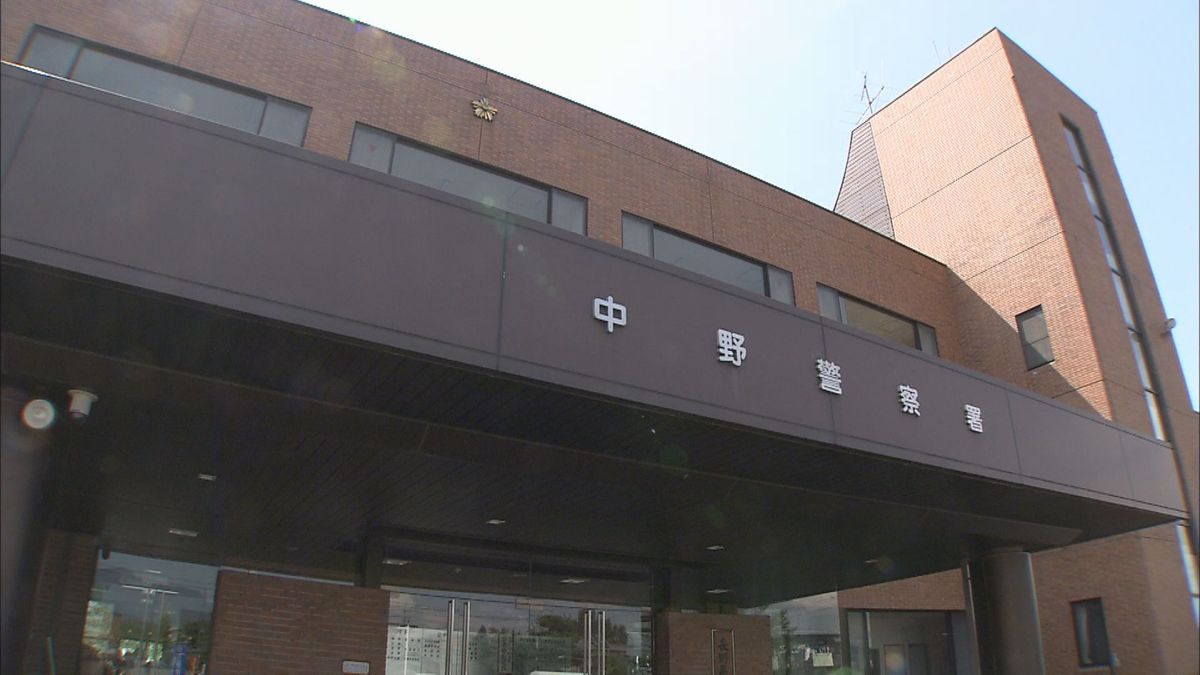 入浴中の10代から20代の男女３人を盗撮した疑い　中野市の会社員の男（32）を逮捕　複数回住宅に侵入　容疑認める　　