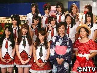 AKB48＆おニャン子クラブ、平均年齢差倍の夢共演｜日テレNEWS NNN