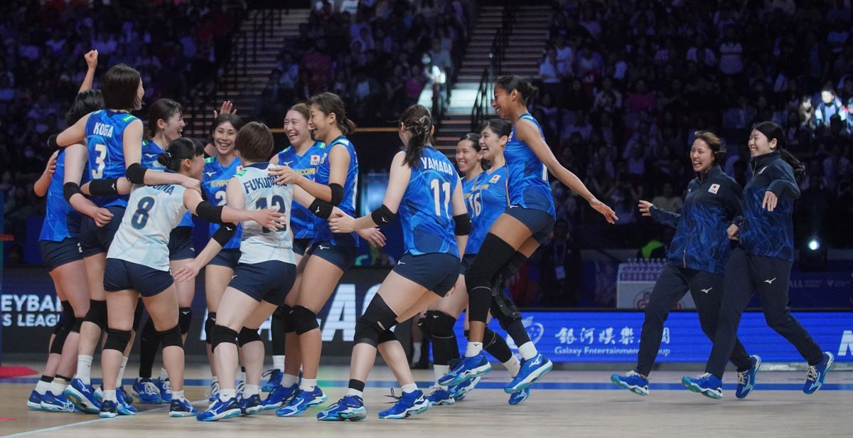 【女子バレーNL】アジア最上位の中国に日本が快勝　山田二千華が試合開始直後に2連続サービスエースで流れをつかむ