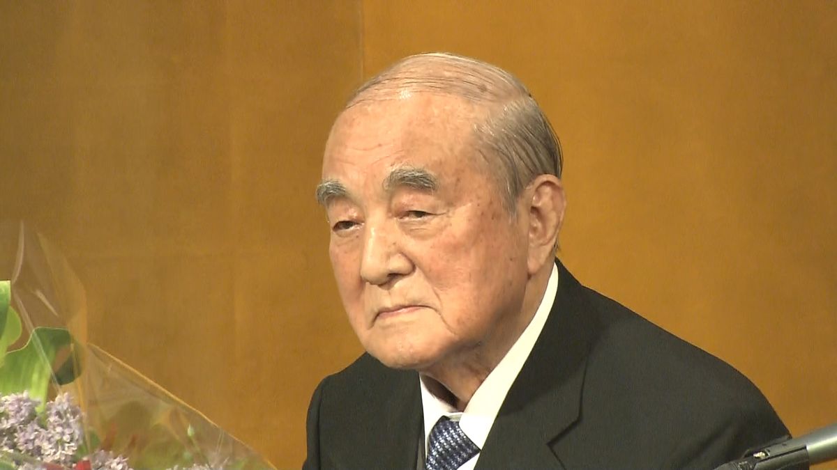 中曽根氏、来週９９歳に　憲法改正に期待感