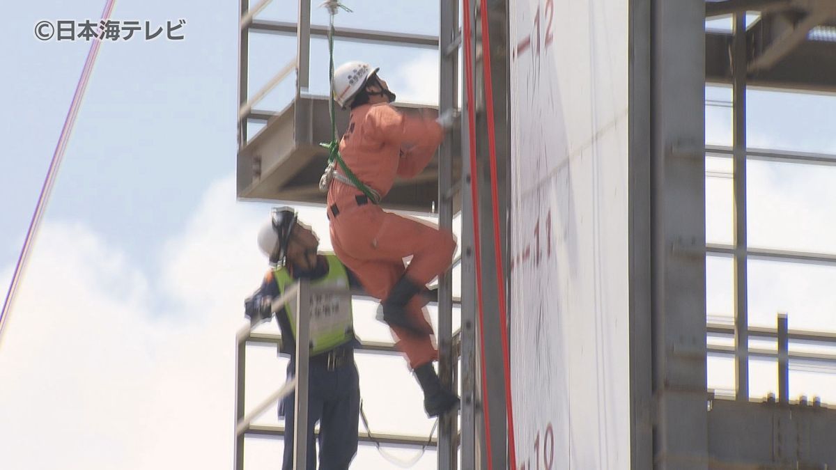 「訓練はとても大切です」　日々の成果を発揮！消防救助技術大会　鳥取県