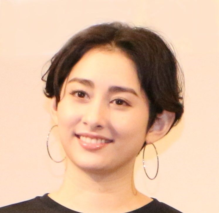 早見あかり、離婚を発表　「これからもかけがえのないパートナー」　2018年に一般男性と結婚