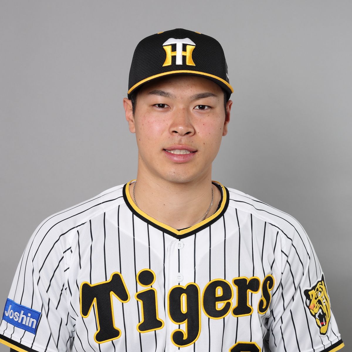 阪神・佐藤輝明　内角はじき返して猛打賞！　OP戦の打率4割目前