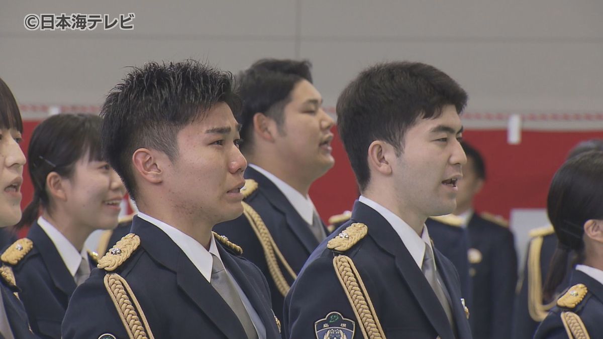 「人の痛みに気付けるような警察官になりたい」　島根県警察学校で卒業式　新人警察官22人が旅立ちの日　島根県