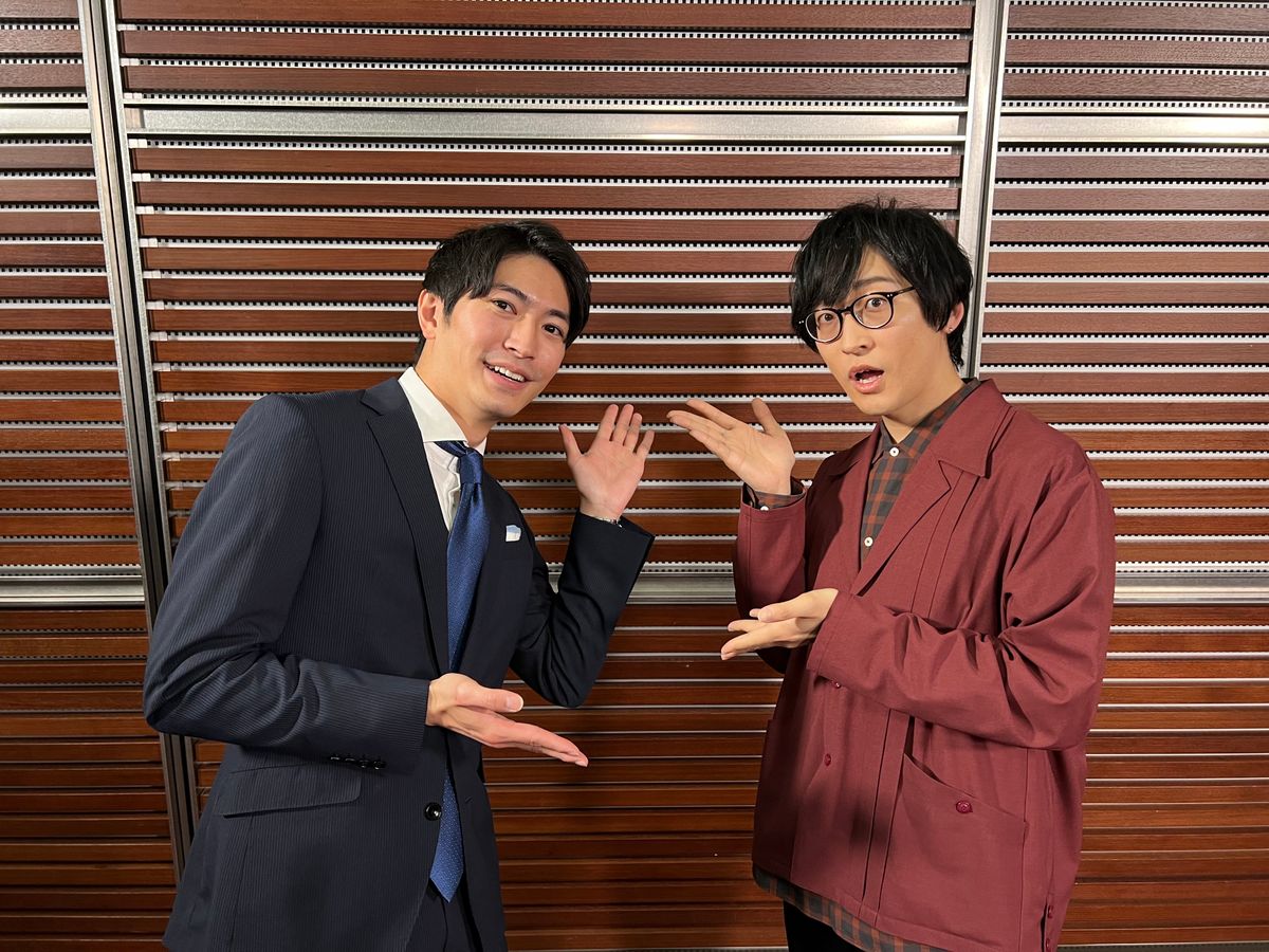 インタビューを終えた、寺島拓篤さんと伊藤遼アナウンサー