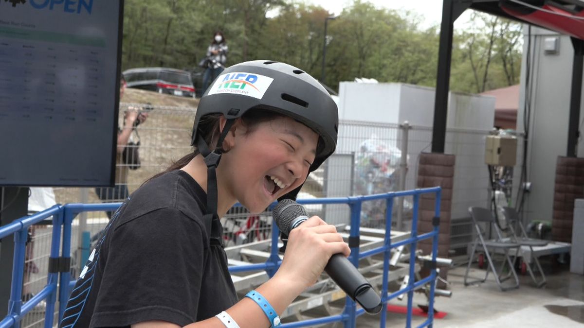 「よっしゃー！」スケボー日本OP女子パークで12歳の中学1年長谷川瑞穂が初優勝