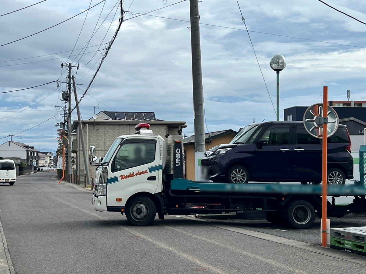 車と歩行者がぶつかる事故　10代とみられる男性が搬送　福島・郡山市