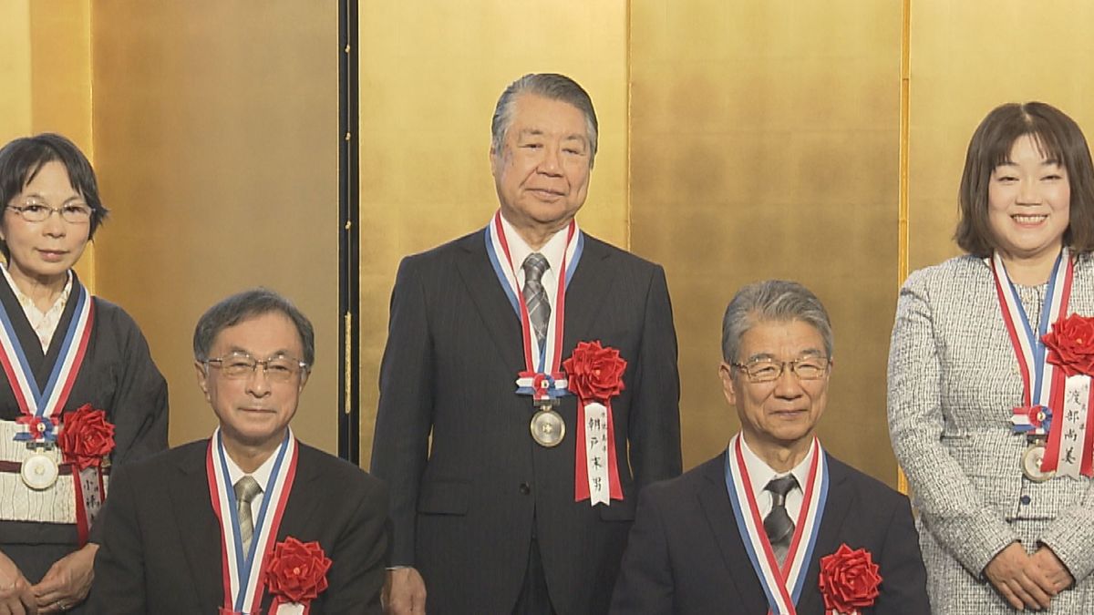 地域の医療を支える「医療功労賞」　沖永良部島の医師 朝戸末男さん（75）が受賞