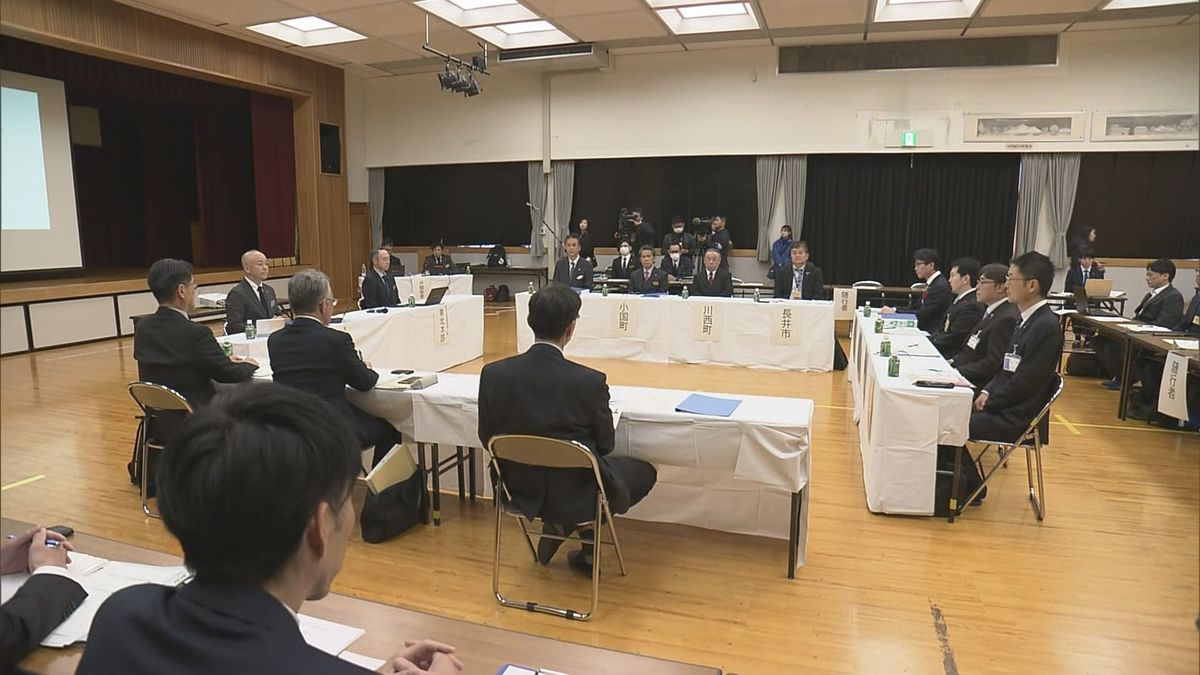 一部区間で運休続く米坂線　山形県　復旧後にJR単独運営以外の可能性も検討へ