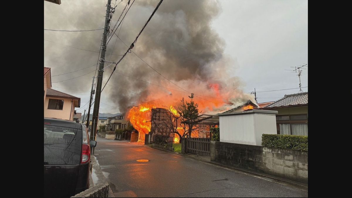 広島市佐伯区で住宅火災　１人死亡