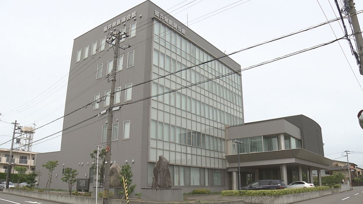 健康診断中スマートフォンで女性盗撮 福井市医師会の元職員を県迷惑防止条例違反の疑いで書類送検