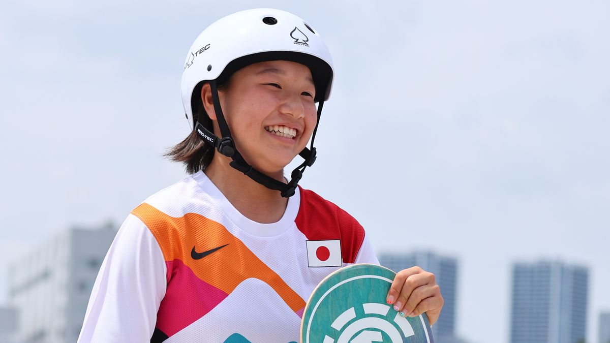 スケボー五輪金　１４歳西矢椛４位で決勝へ