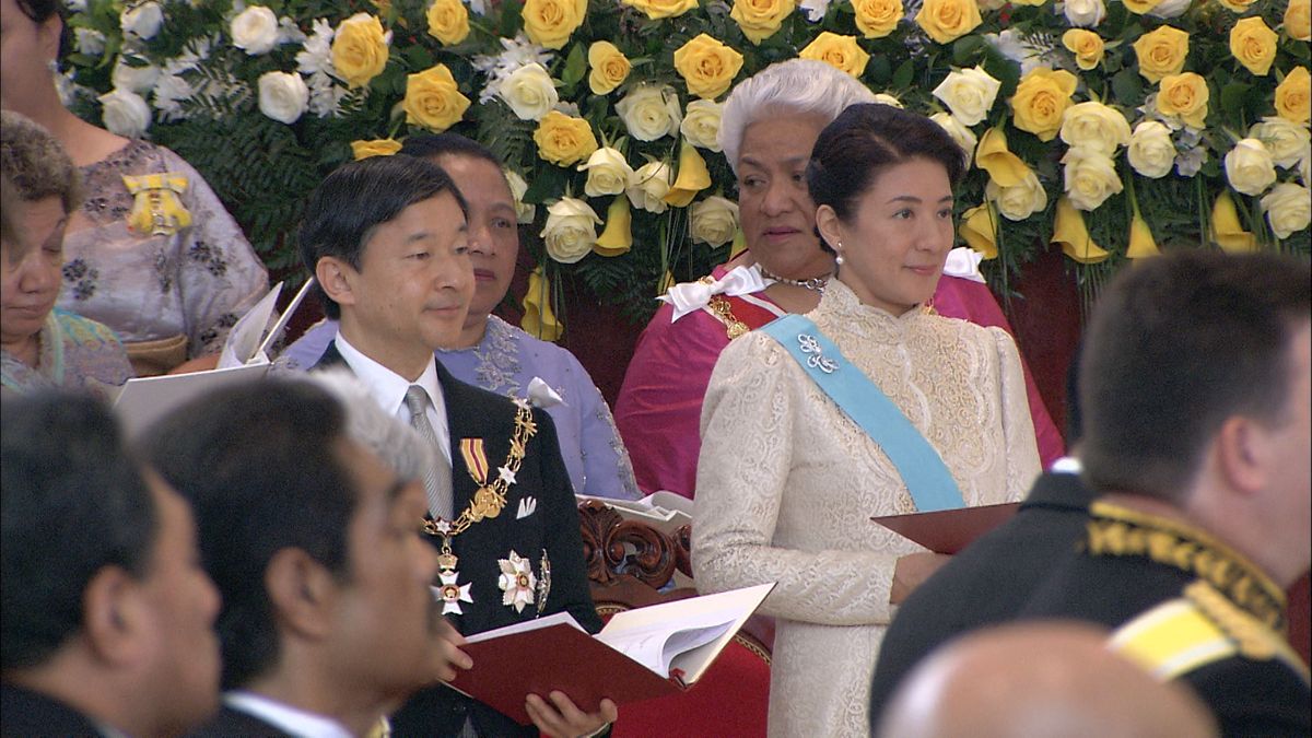 2015年7月  トンガ　ツポウ6世戴冠式に出席される両陛下