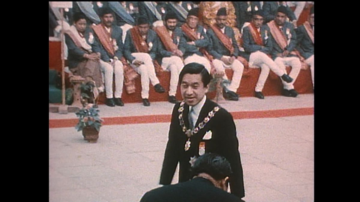 1975年2月  ネパール　ビレンドラ国王戴冠式に出席される上皇さま