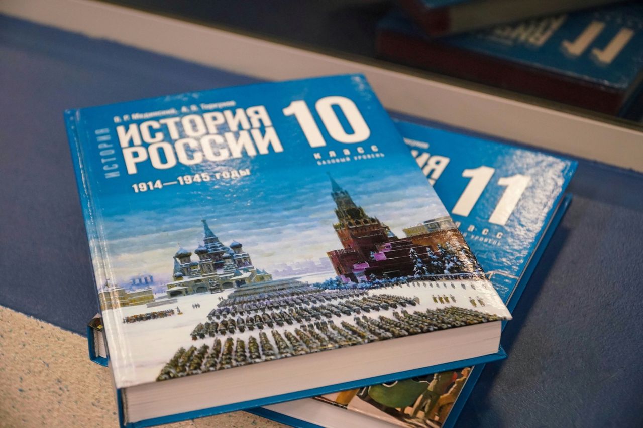 ロシア教育省　ウクライナ侵攻“正当化”歴史の教科書を発表　「信頼できる事実を教えることが重要」