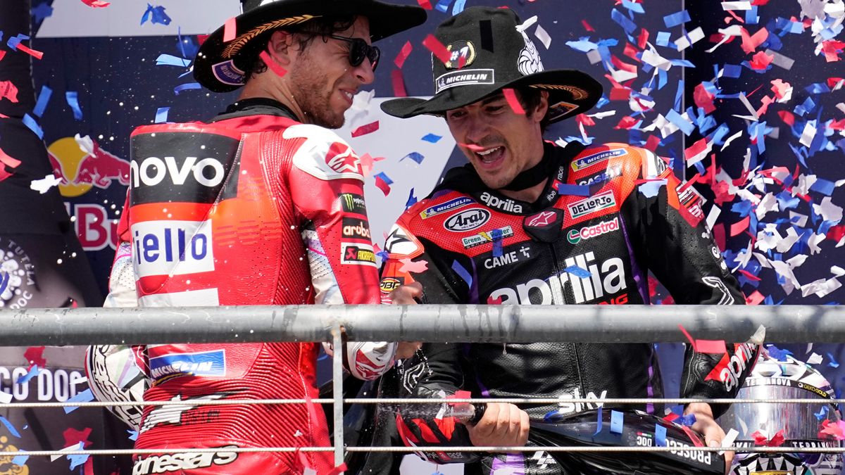 【MotoGP】初の快挙を達成　アメリカズGP最高峰クラスの激しいバトルを制したのはビニャーレス