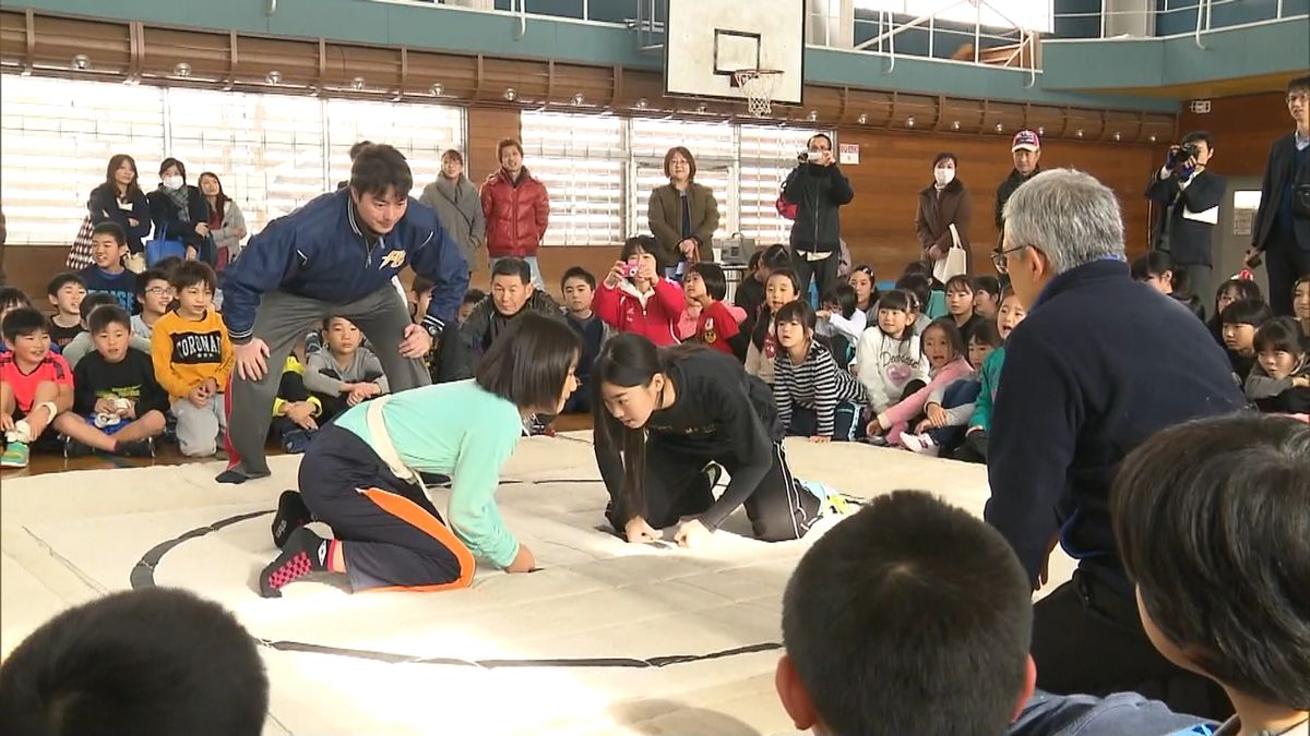 小学生が熱戦！「ねまり相撲大会」弘前市