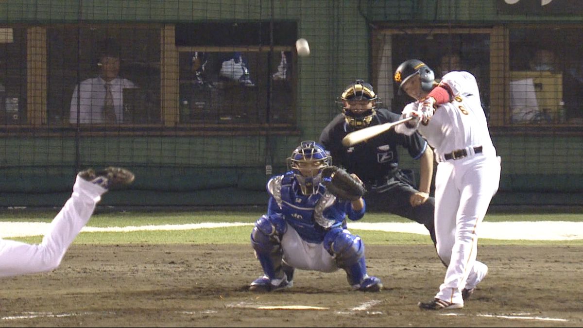 巨人・坂本勇人選手がタイムリー安打